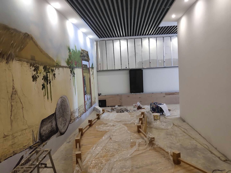中億?；?dòng)滑軌屏助力山東菏澤黨建館打造智能滑軌系統(tǒng)
